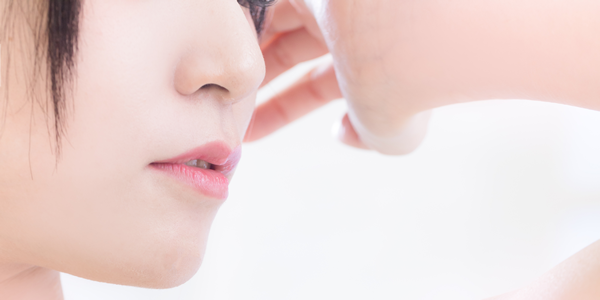 女性